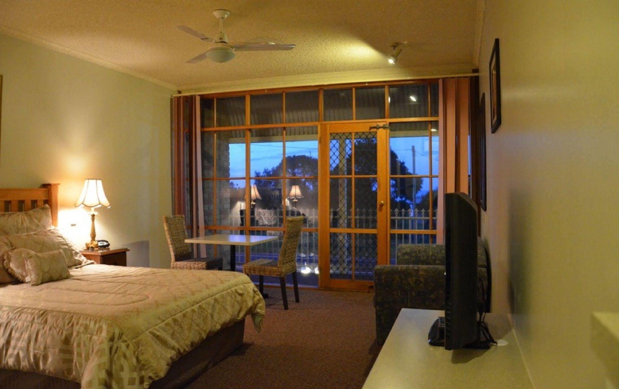 Bayview Motel Rosebud/Rye Εξωτερικό φωτογραφία